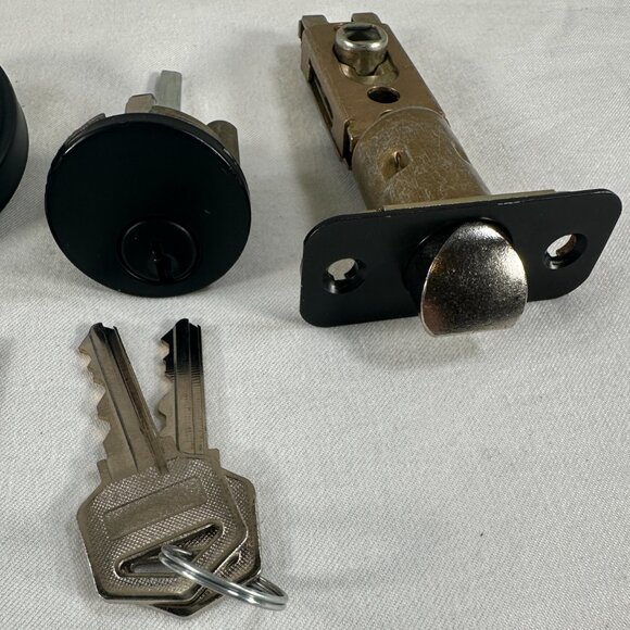 Amazon Basics Single Cylinder Deadbolt Grade-3 Security Door Lock – Matte Black - Picture 5 of 8